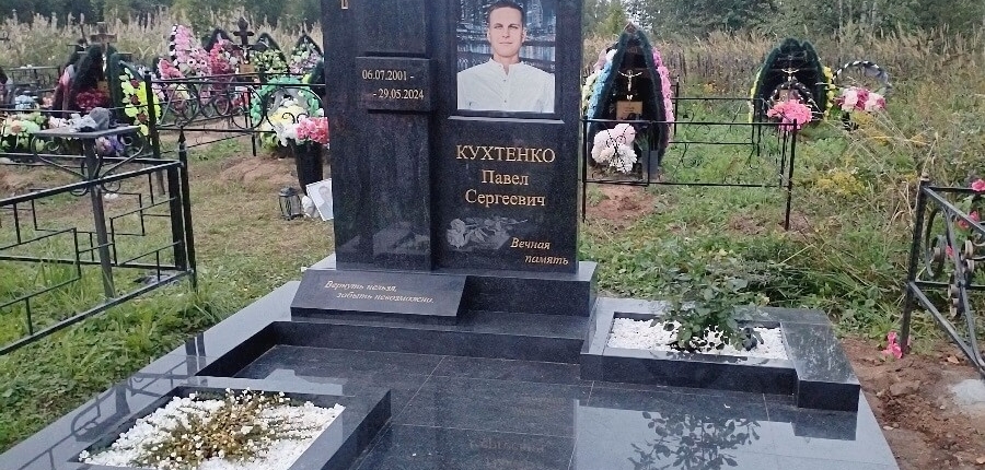 Благоустройство индивидуального захоронения по проекту от Ритуалстрой Коломна